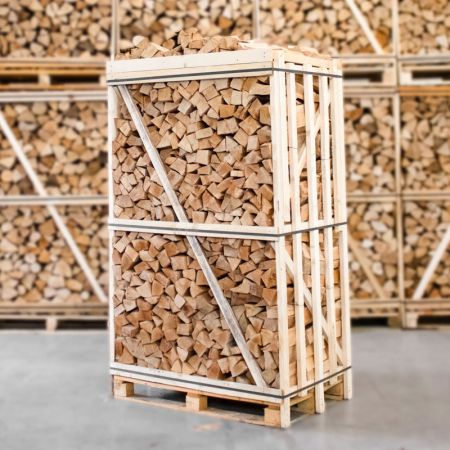 hele-pallet-beukenhout-zonder-schors-schuin-blur-inzoom-light